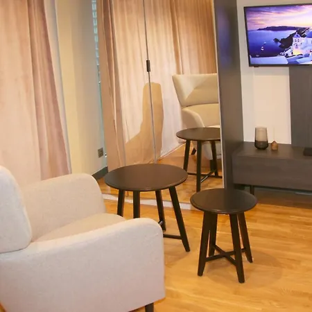 Falcon Apartment Center 2 Metro Zlote Tarasy Varsavia Esterno foto