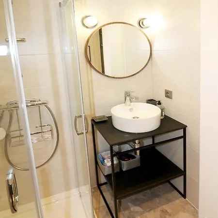 Falcon Apartment Center 2 Metro Zlote Tarasy Varsavia Esterno foto
