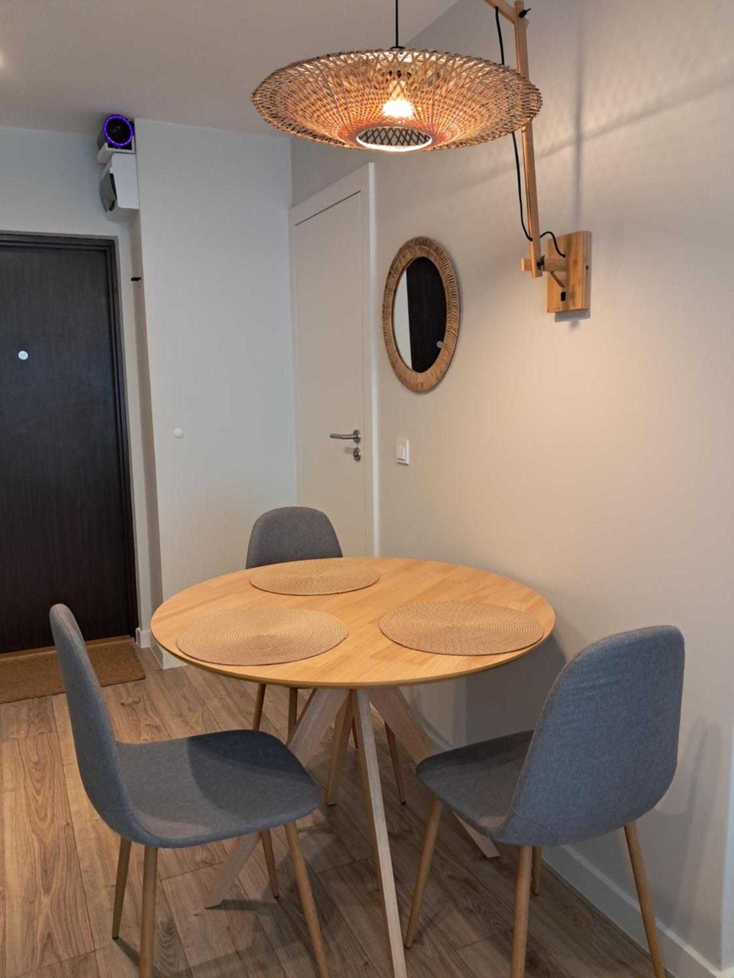 Falcon Center 2 Metro Zlote Tarasy Apartment *